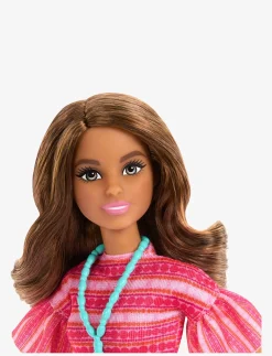 and Teresa Recipe for Friendship Teresa Fashion Doll in Signature Outfit with Accessories - Dukker