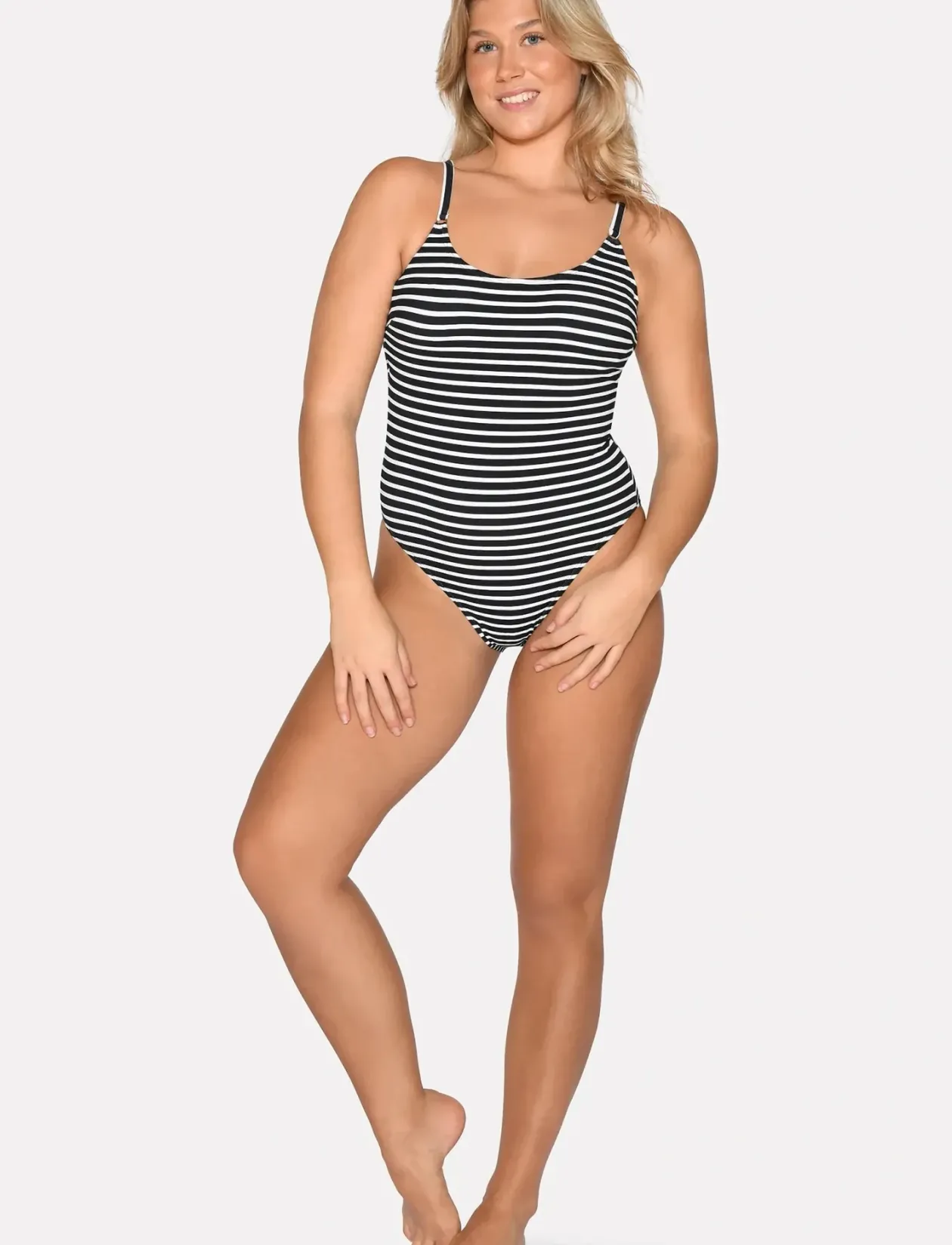 Bella Swimsuit w. Wire - Badedragter