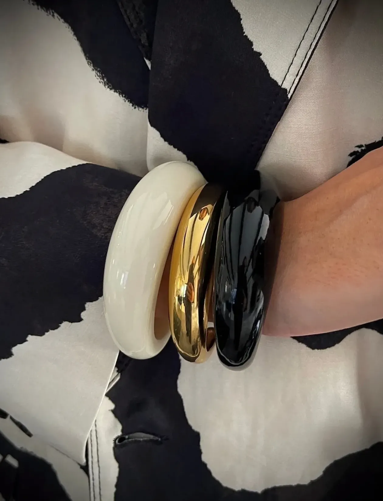 Bond Bangle Resin Black - Bangles