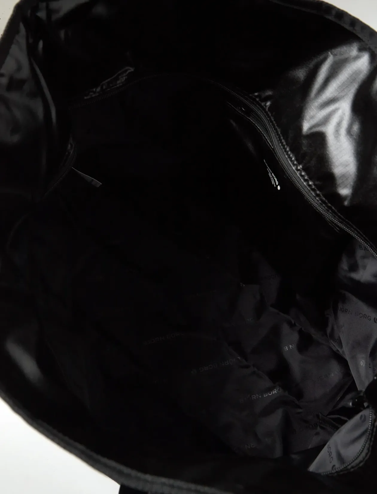 BORG GLOSSY RIPSTOP TOTE - Rejsetasker