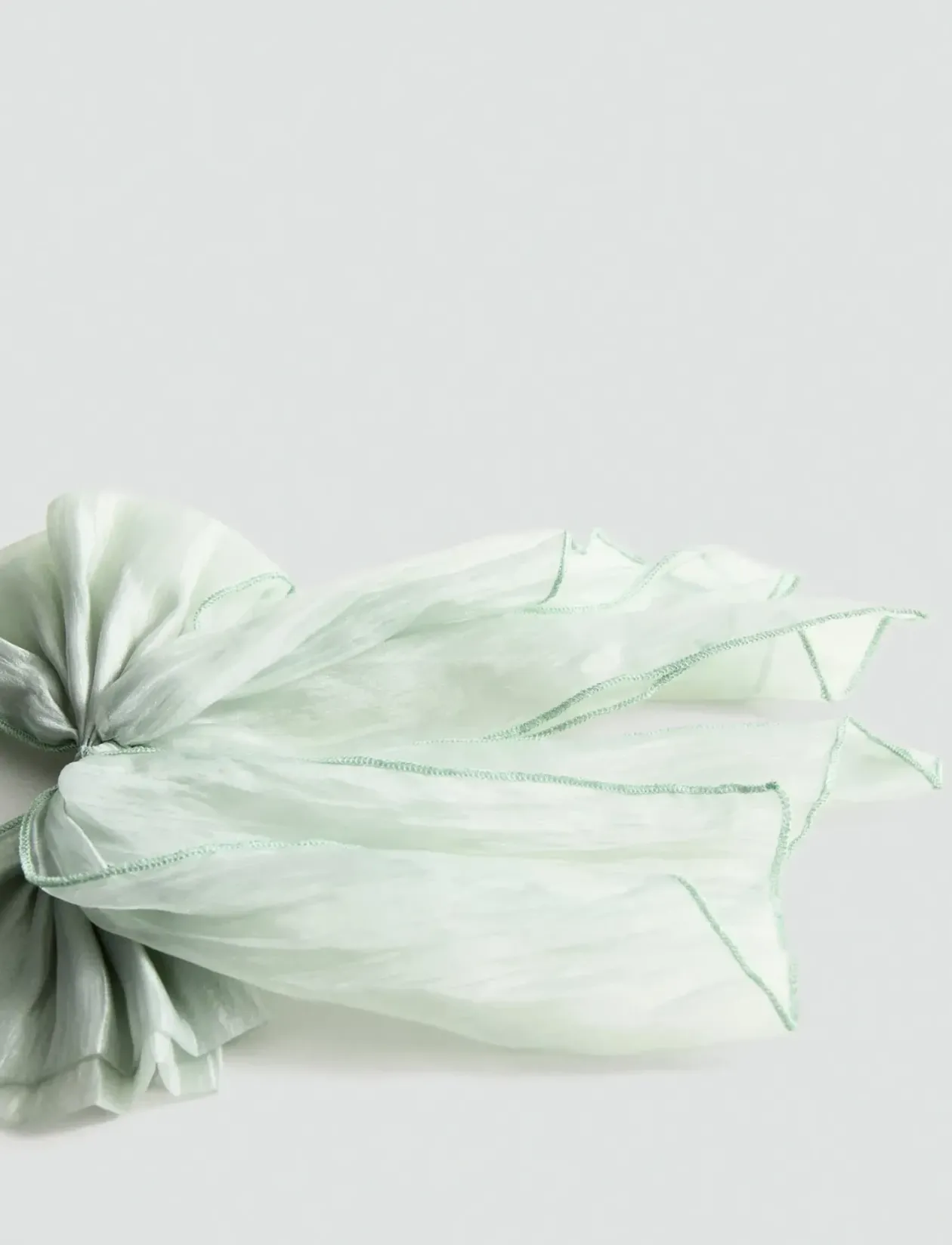 Bow hairclip - Accessories