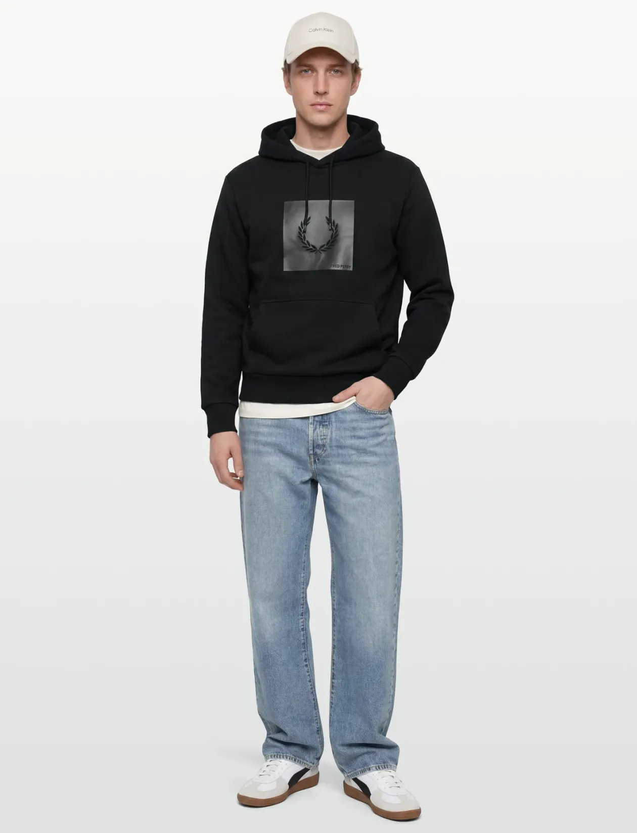 BOX GRAPHIC HOODED SWEATSH - Hættetrøjer