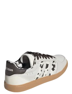 BREAKNET SLEEK - Lave sneakers