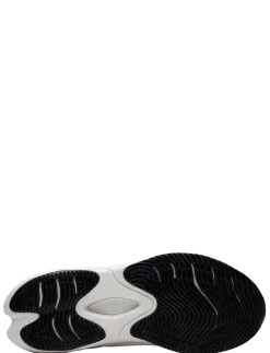 Clarks Pace. D - Chunky sneakers