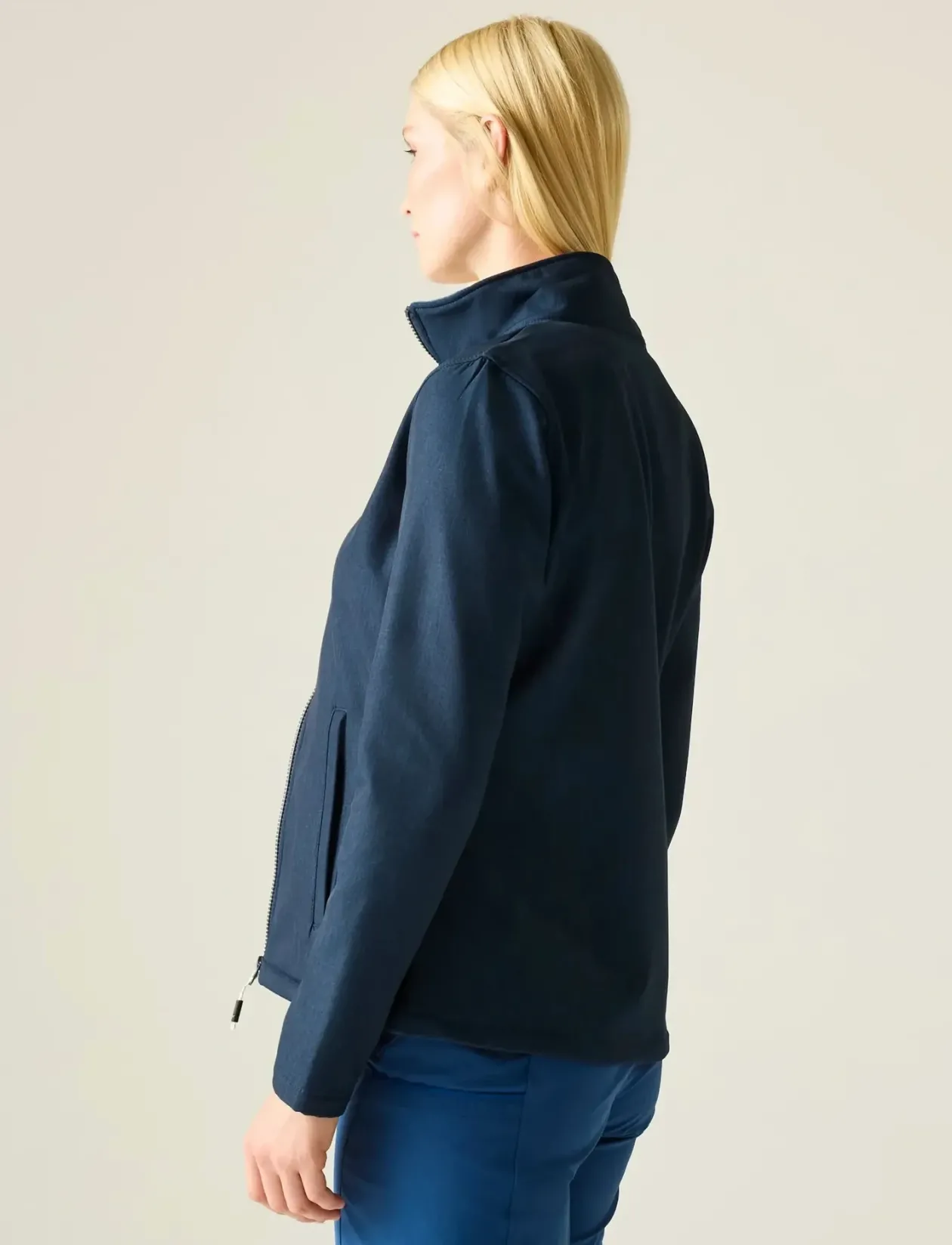 Connie V Softshell - Friluftsjakke