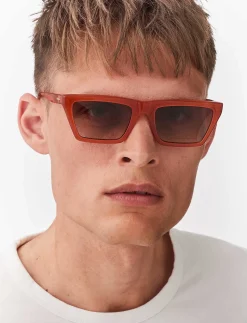 COREY - D-shaped