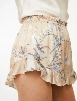 Ella Shorts - Shorts