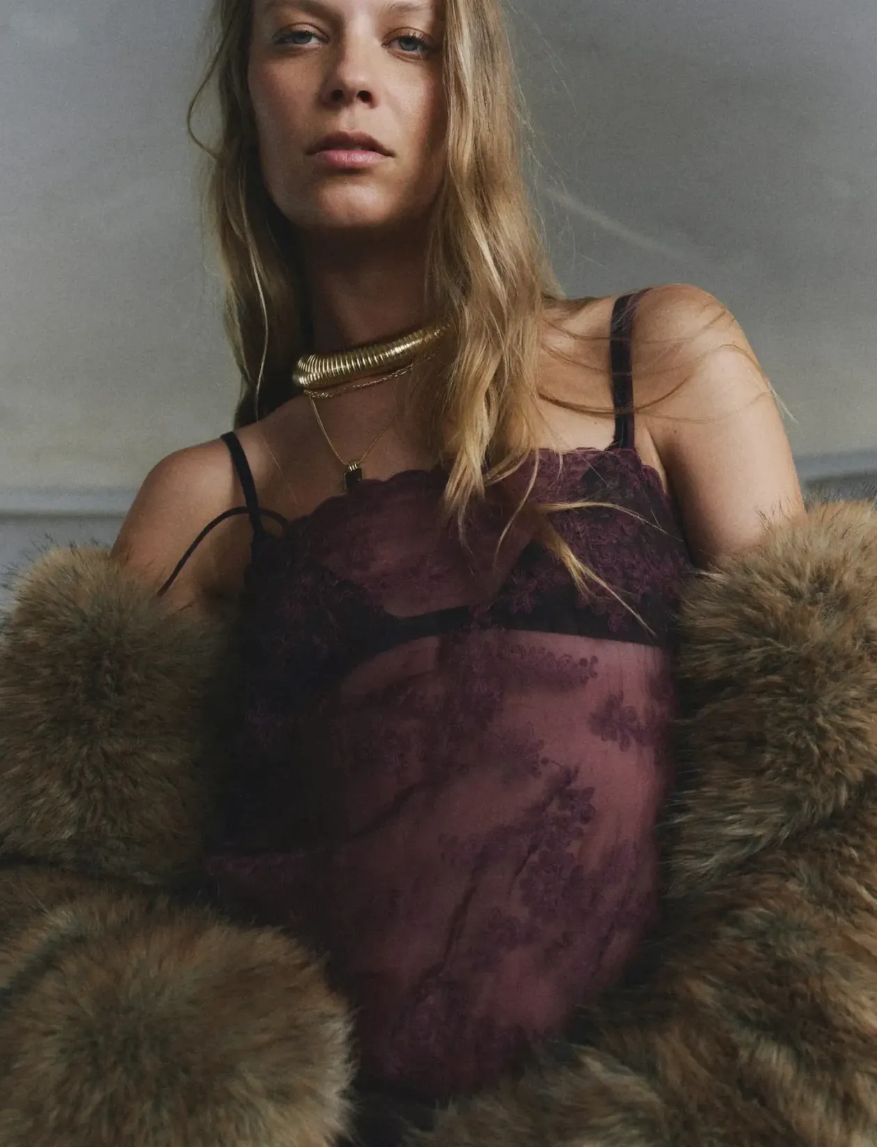 Embroidered sheer top - Ærmeløse toppe