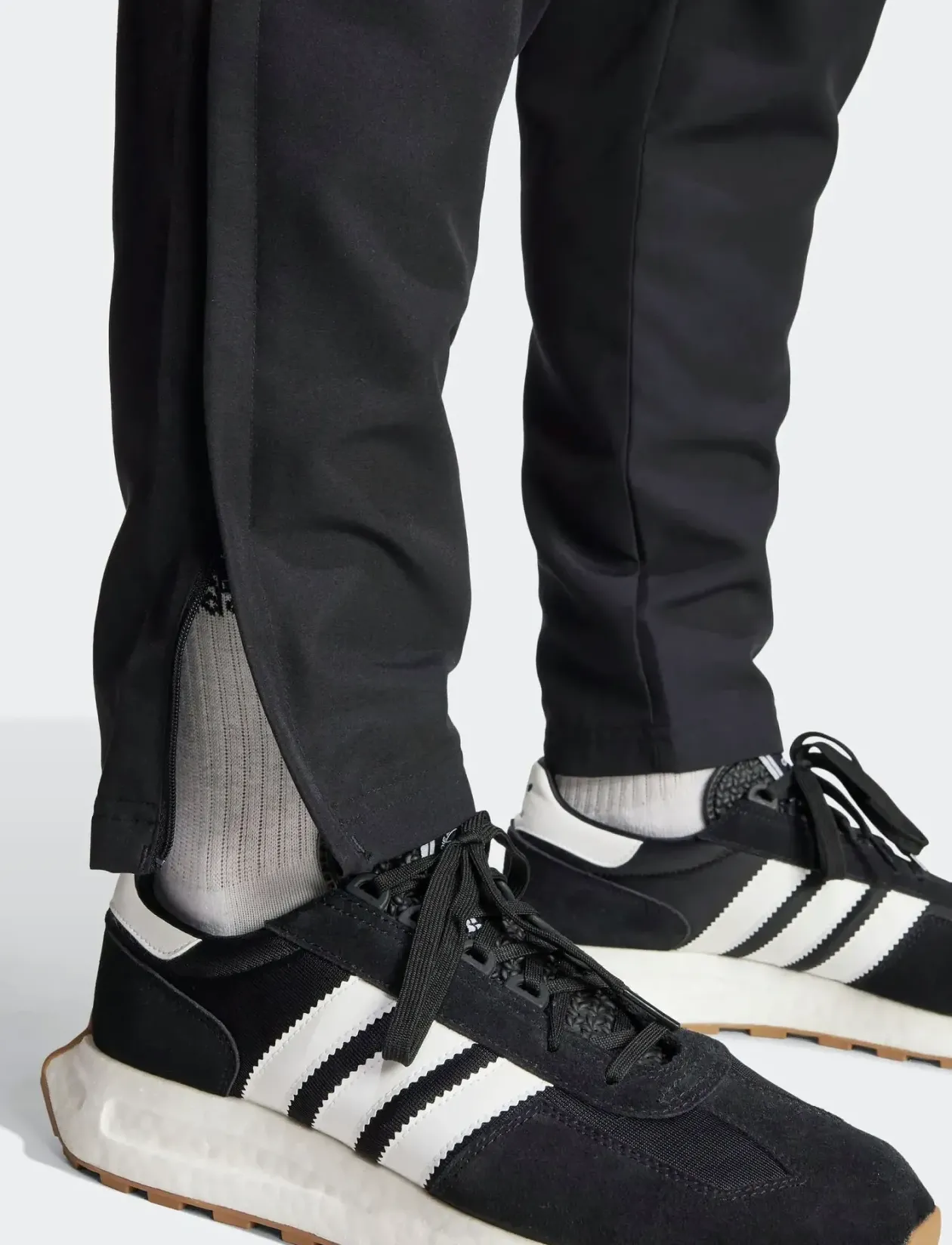 ENT22 PRE PNT - Sweatpants