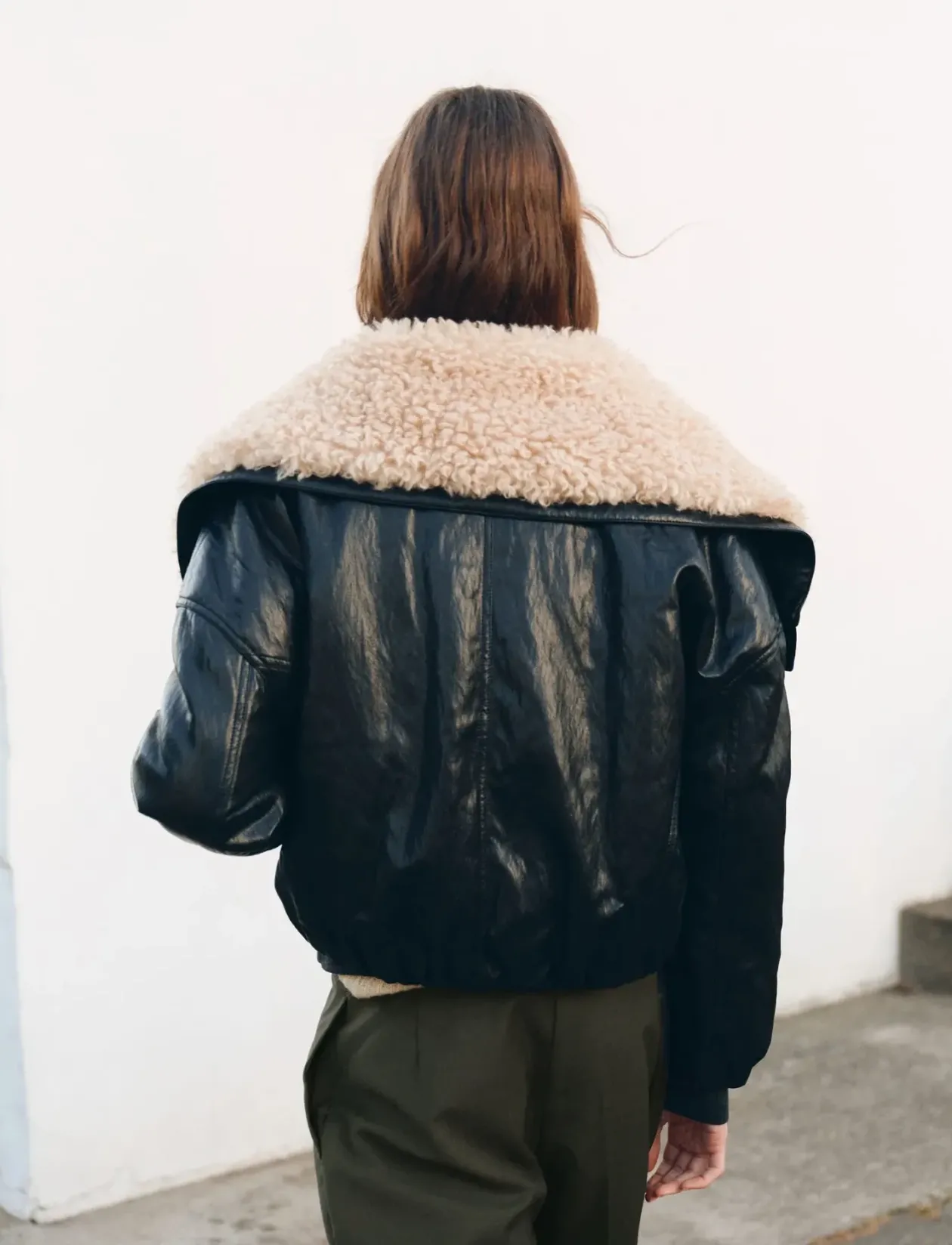Faux-leather jacket with shearling collar - Læderjakker