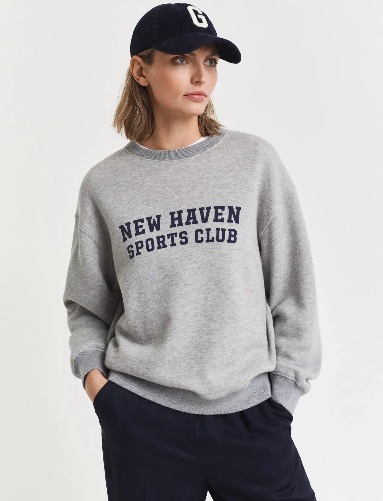 GRAPHIC C-NECK SWEAT - Sweatshirts