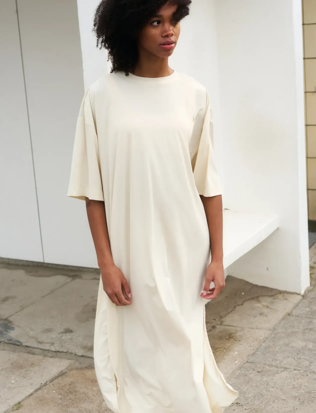 HANGOUT Tee Dress Slit - Kjoler