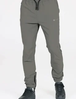 Jayson M Performance Pants - Sweatpants