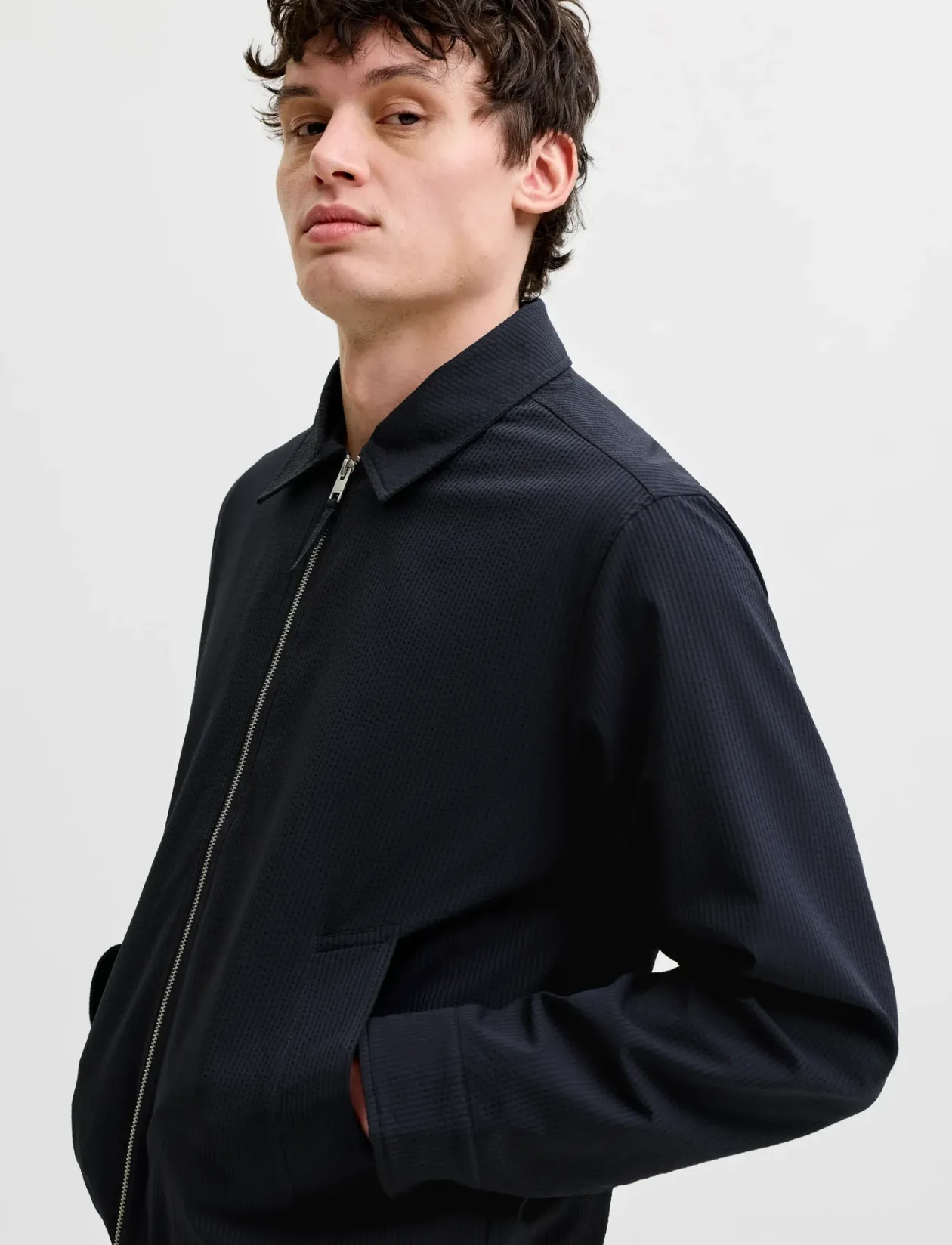 JPRBLALORENZO SEERSUCKER BLOUSON JKT - Vindjakker