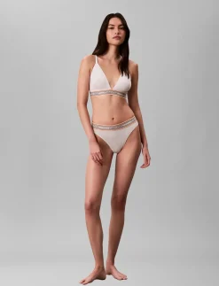 LIGHTLY LINED TRIANGLE - Bralette