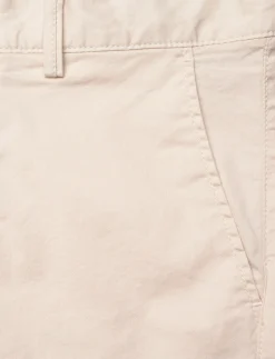 LIGHTWEIGHT CHINO SHORTS - Shorts