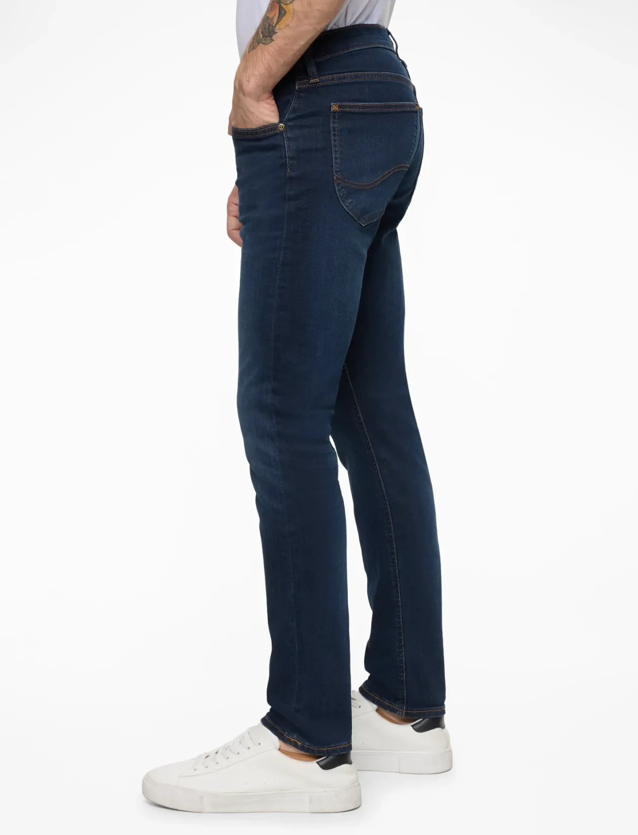 LUKE - Tapered jeans