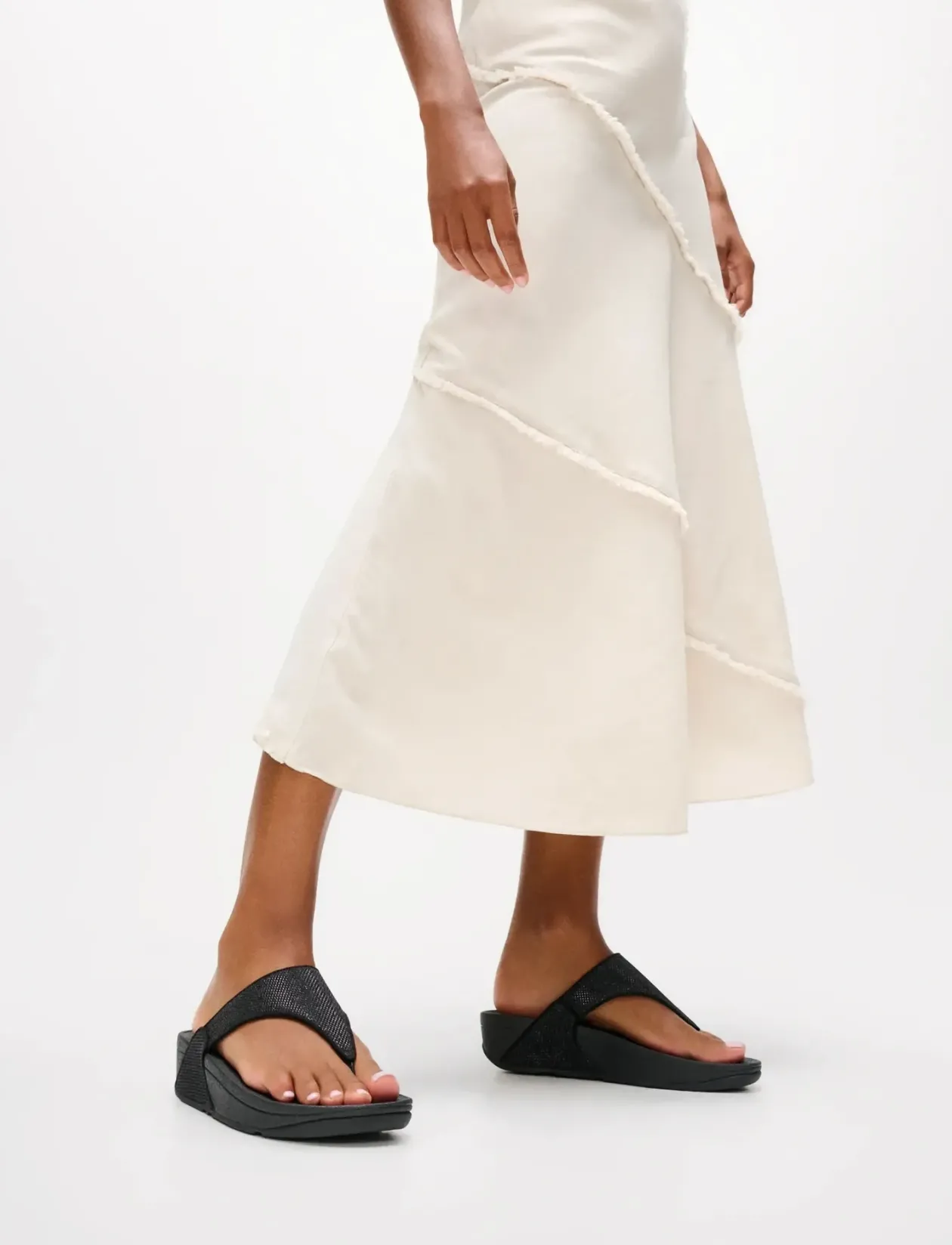LULU SHIMMERGLITZ TOE-POST SANDALS - Platformsandaler