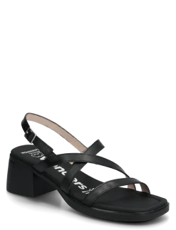 MOAI 03 - Sandaler