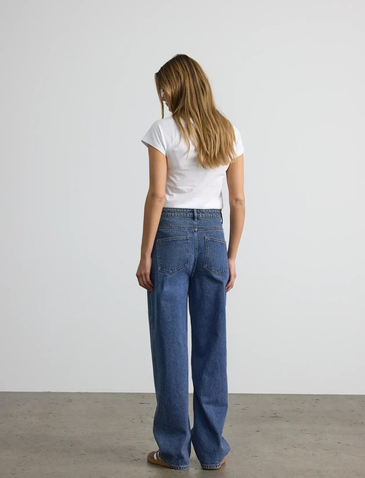 NMALEXA MW LOOSE JEANS FO055MB NOOS - Brede jeans