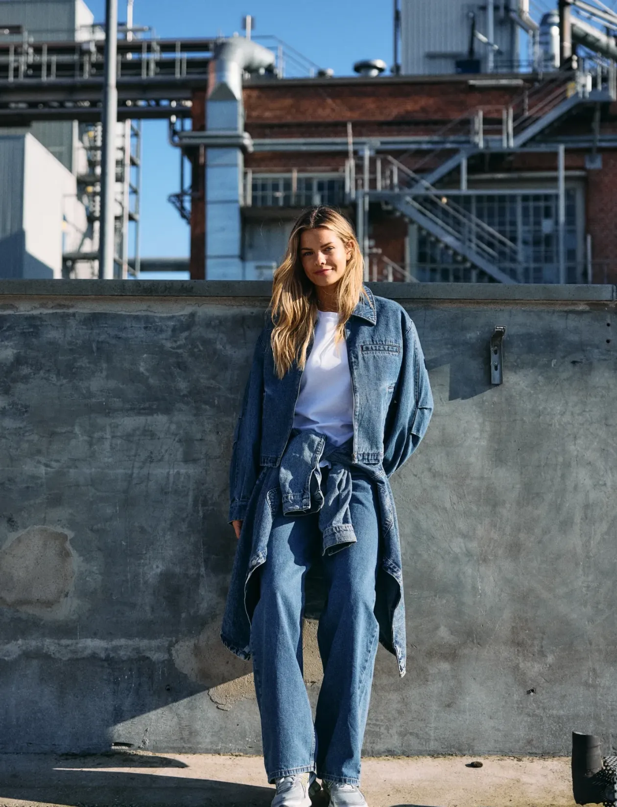 NMALEXA MW LOOSE JEANS FO055MB NOOS - Brede jeans
