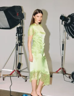 NMWREN S/S SATIN LACE LONG DRESS - Maxikjoler