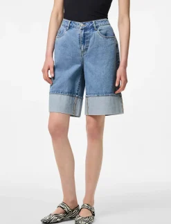 PCMINDY MW LOOSE DENIM JORTS D2D - Denim shorts