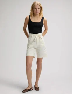 PLEATED BERMUDA - Bermudashorts