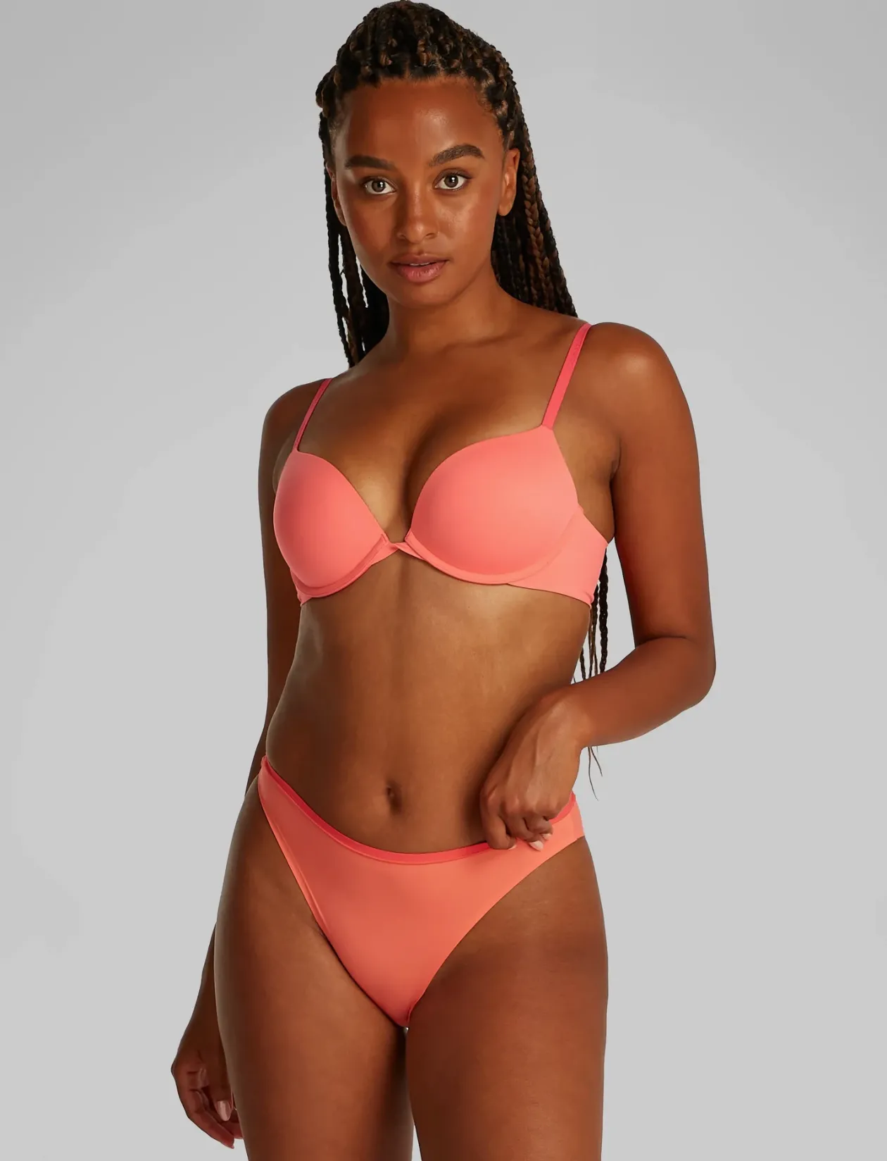 PUSH UP PLUNGE - Push up BH'er