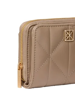 QUILTED FLAP ZIP AROUND - Punge