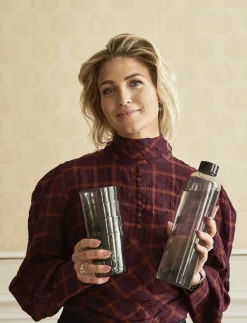 RAW Glass & Storage - karaffel smoke låg i rustfrit stål 1 stk 1,0 L - Vandflasker