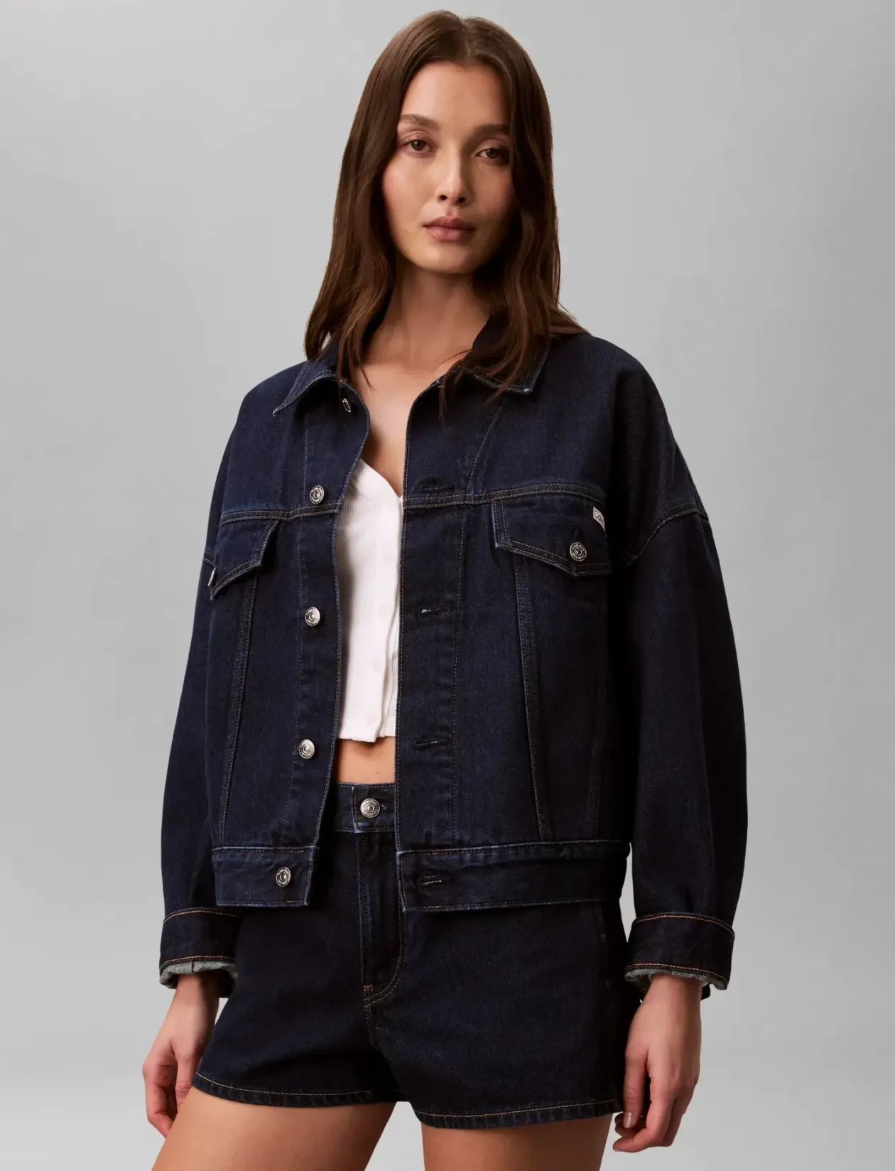 RELAXED TRUCKER TRUE INDIGO - Denimjakker