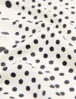 Satin check-print scarf - Tynde tørklæder