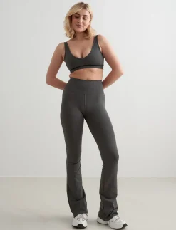Shape Seamless Deep Cut Bra - Sports-bh'er