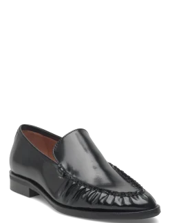 Shoes - Loafers
