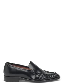 Shoes - Loafers