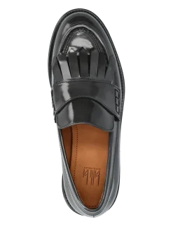 Shoes - Loafers