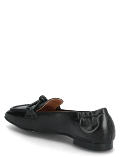 Shoes - Loafers