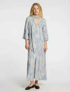 SLFBAELA 3/4 AOP ANKLE DRESS B - Midi kjoler
