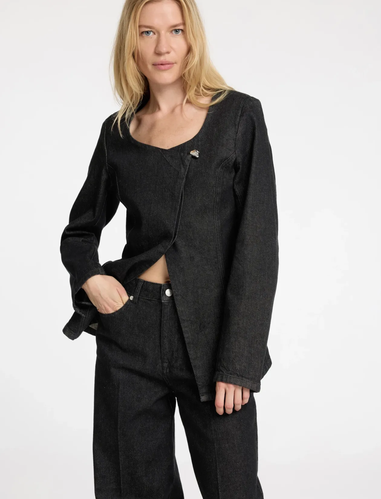 SLFCORA U-NECK FITTED DENIM BLAZER - Enkeltradede blazere