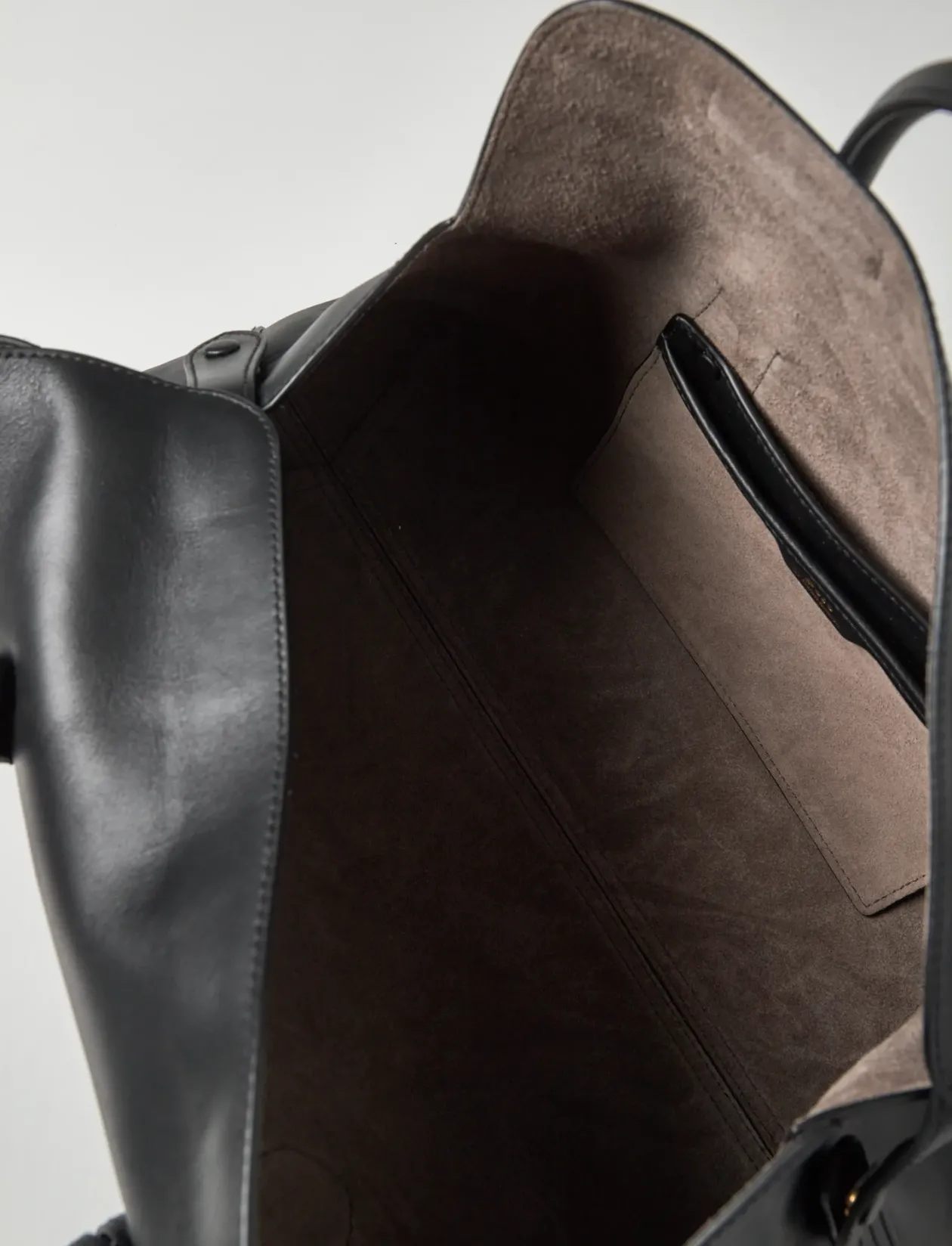 SMOOTH LEATHER VEG-BLPT STH-STL-MED - Top handle tasker
