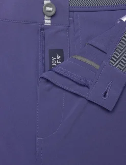 101 Solid Short 9