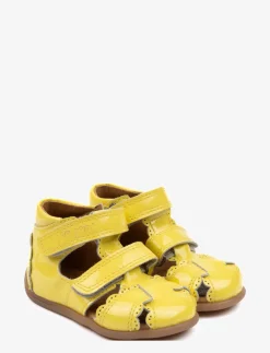 Starters Two Velcro Scalloped Sand - Sandaler