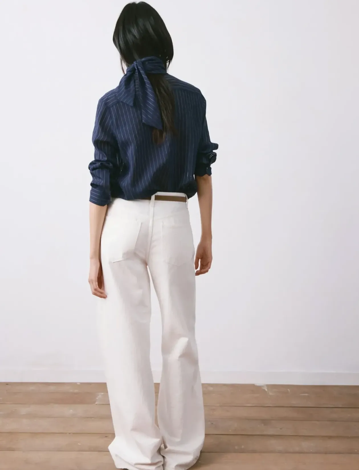Striped blouse with bow tie neck - Langærmede bluser