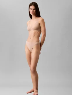 THONG - String