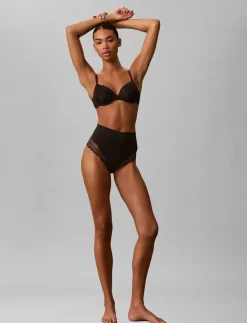 THONG - String