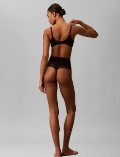 THONG - String