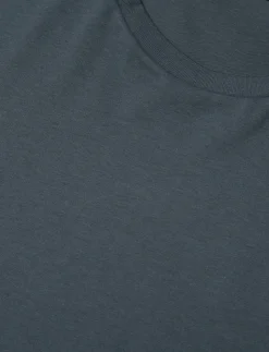 T-SHIRT - T-Shirts