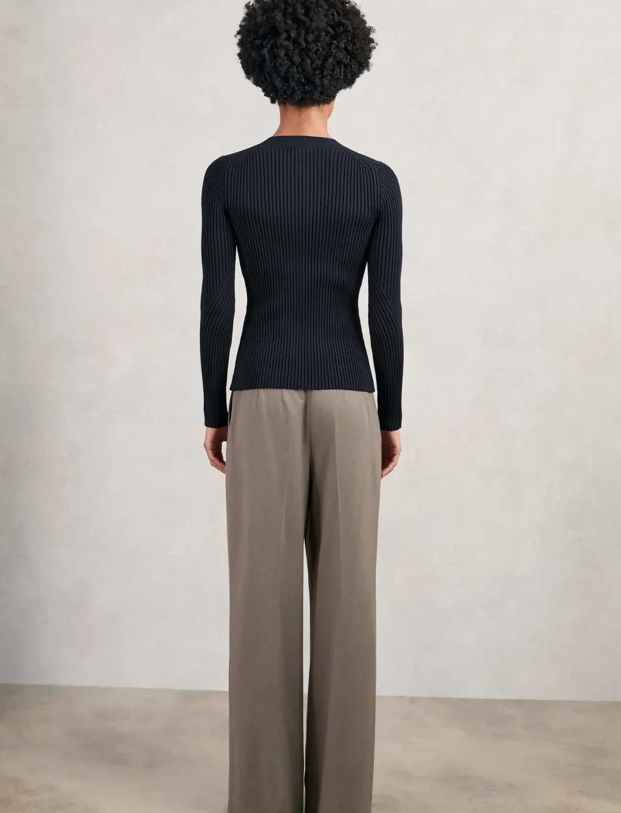 TULA - Cardigans