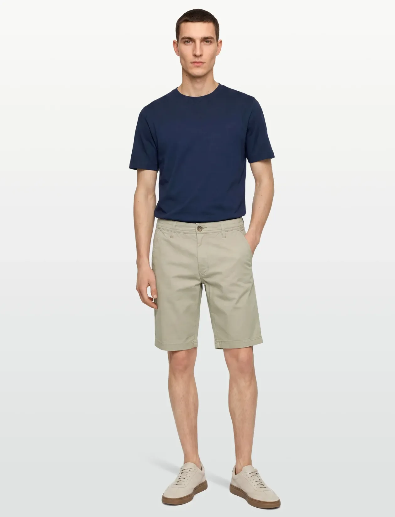 VANSI NEW - Chinos shorts